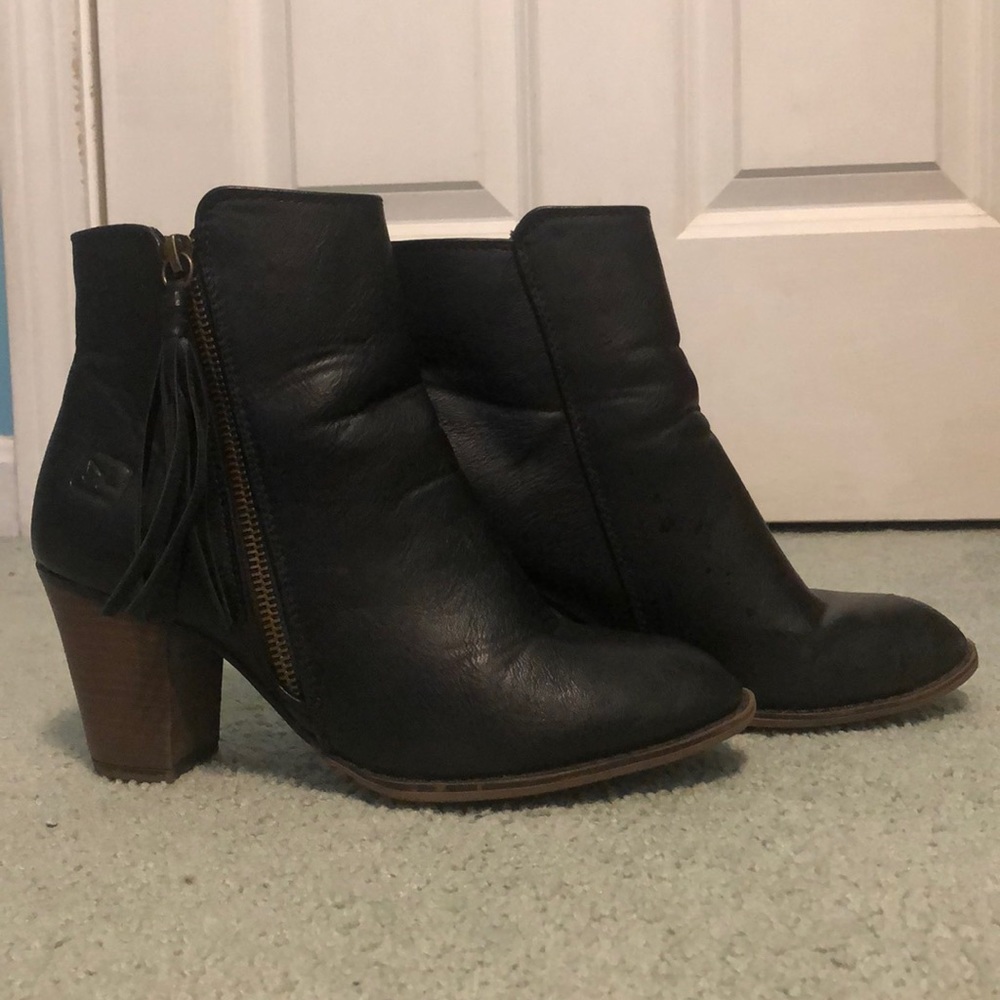 Dirty Laundry Black Faux Leather Booties